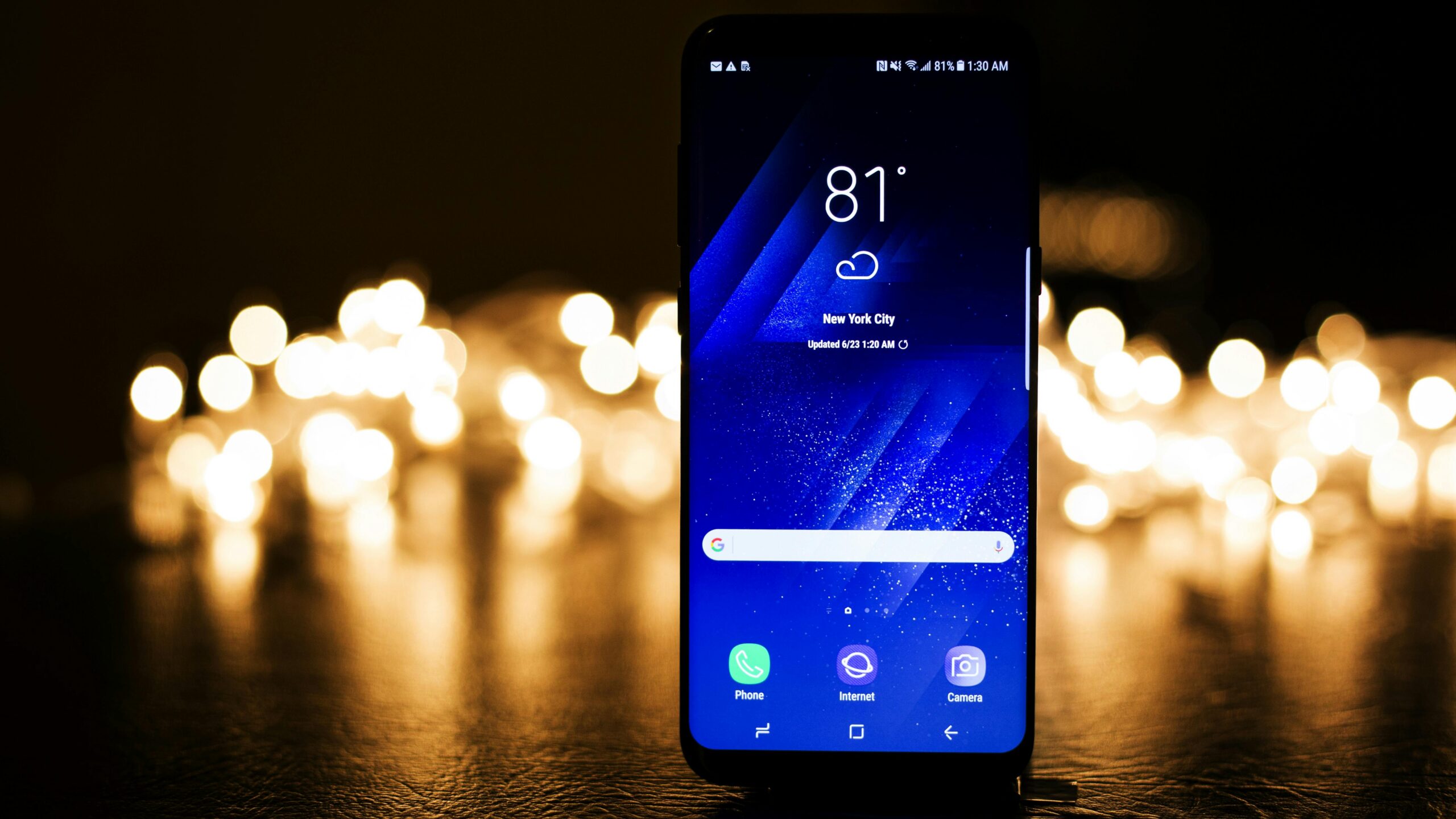 Celular Samsung Galaxy S8 Preto - 8 GB de Memória e 64 GB de Armazenamento